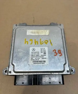 Mercedes-Benz E W212 Engine control unit/module A6519000503 A6519011902
