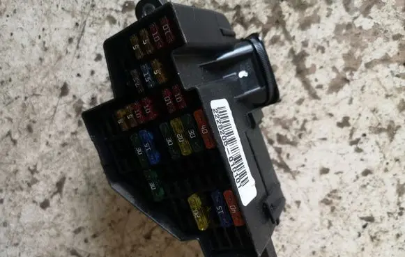 Audi A3 S3 8P Fuse module