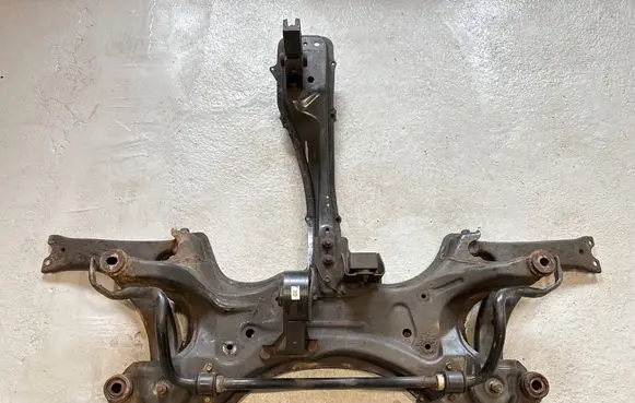Toyota Avensis T250 Front subframe 