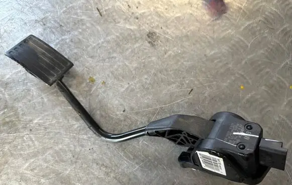 Citroen C5 Accelerator throttle pedal 9686212980