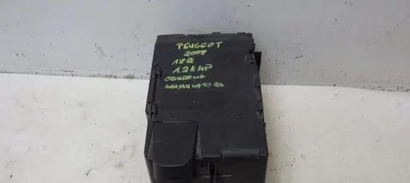 Peugeot 407 Battery box tray 