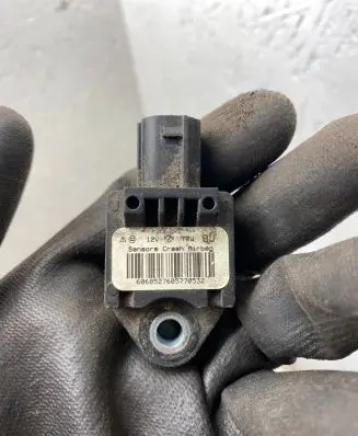 Alfa Romeo 159 Airbag deployment crash/impact sensor