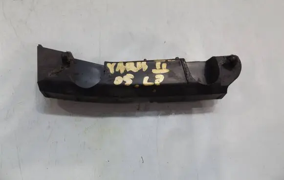 Toyota Yaris Sill supporting ledge 52423-52010