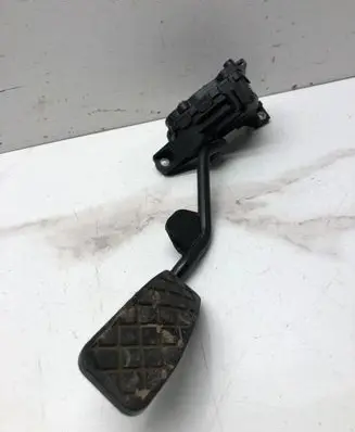 Audi A4 S4 B6 8E 8H Accelerator throttle pedal 8E2721523C 6PV00777033