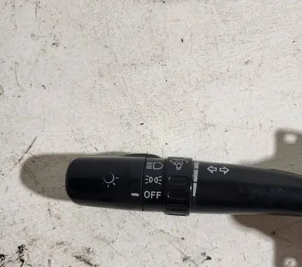 Subaru Forester SF Indicator stalk 17A0894