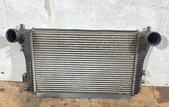 Volkswagen PASSAT B6 Intercooler radiator 3c0145805p