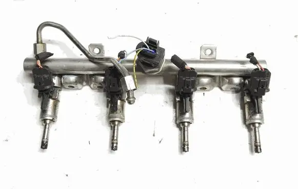 Citroen DS4 Fuel main line pipe V759242680 9082