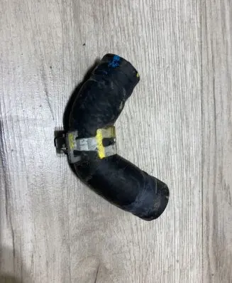 Toyota Hilux VIII Engine coolant pipe/hose 27150