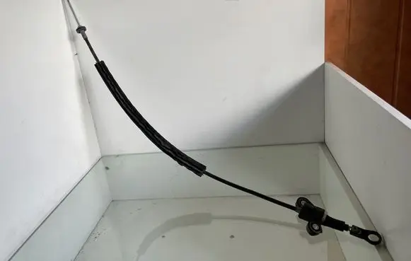 Audi Q2 - Gear shift cable linkage 5Q0713266AM