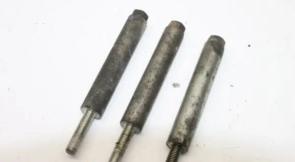 Land Rover Range Rover Sport L320 Nuts/bolts 1420986