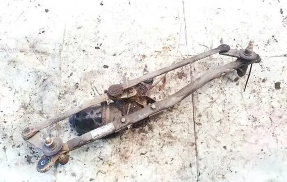 Chevrolet Cruze Front wiper linkage and motor 95971324 1324u