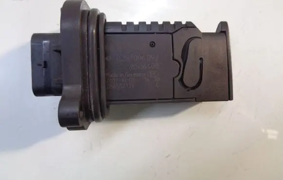 BMW 5 F10 F11 Mass air flow meter 8506408 0281006092