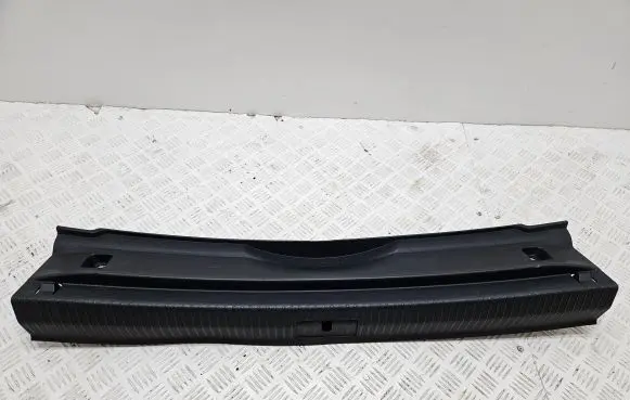 Volkswagen Golf Sportsvan Trunk/boot sill cover protection 510863459