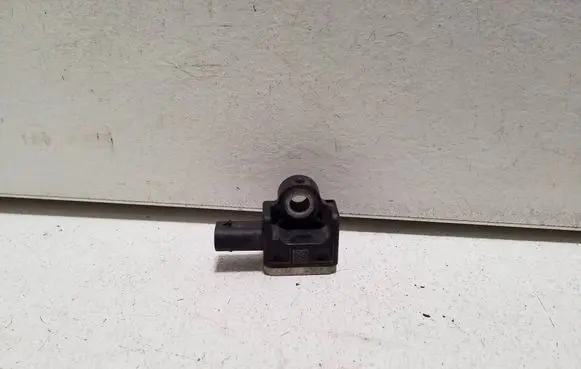 Porsche Taycan 9J1 Airbag deployment crash/impact sensor 971907656