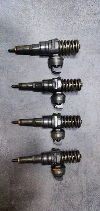 Ford Galaxy Fuel injectors set 038130073AK 1380211