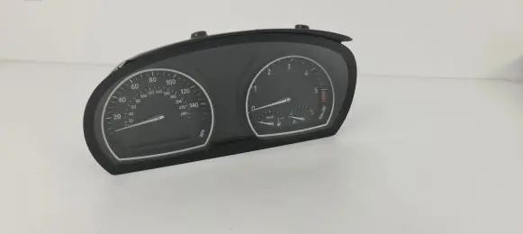 BMW X3 E83 Speedometer (instrument cluster) 3451584 1024681