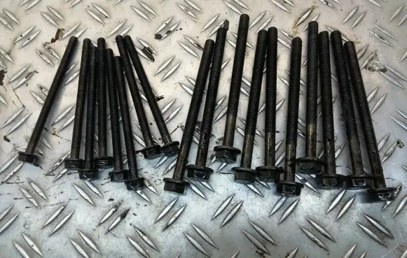 Ford Transit Cylinder head bolts 