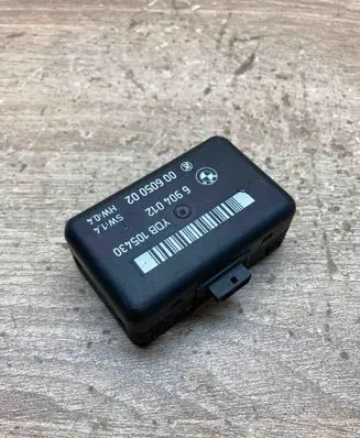 BMW 5 E39 Rain sensor 6904012 00605002