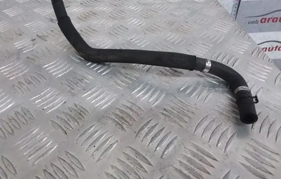 Audi A4 S4 B7 8E 8H Engine coolant pipe/hose 8E044