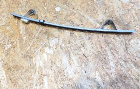 Opel Vectra C Front door windshield rail 9178989