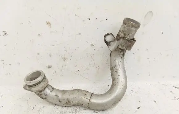 Audi A8 S8 D4 4H Engine coolant pipe/hose 059121071CM