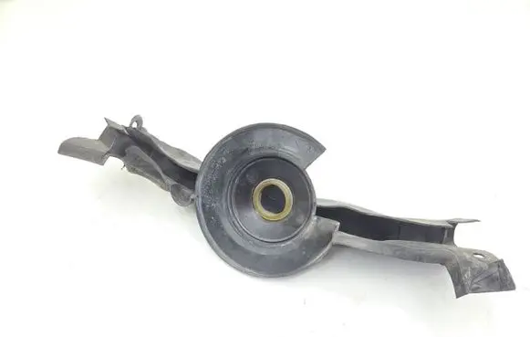 BMW 1 F20 F21 Engine compartment rubber 7307863 18368510
