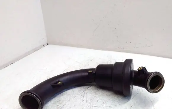 Mercedes-Benz GLA W156 Intercooler hose/pipe A6511400387