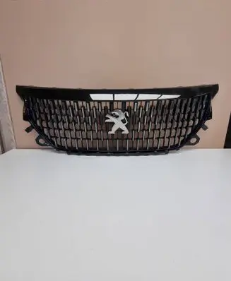 Peugeot 2008 II Front grill 9825860780