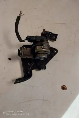 Honda FR-V Throttle valve JLG050915