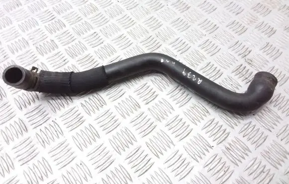 Citroen C4 I Engine coolant pipe/hose
