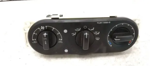 Ford Maverick Climate control unit YL8H19980B