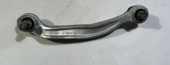 Dodge Challenger Rear control arm 68210525aa