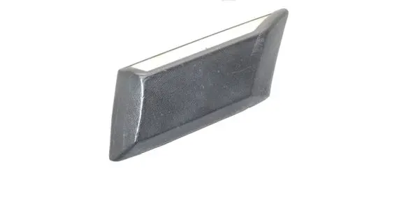 Rear fender molding trim