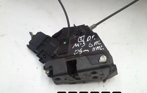 Mazda 3 I Front door lock 3n6aa26412b