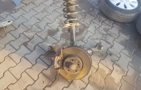 Mercedes-Benz E W212 Front wheel hub spindle knuckle