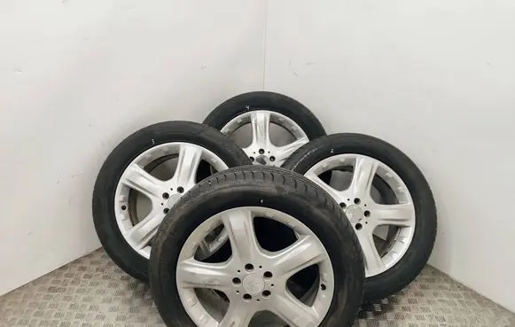 Mercedes-Benz ML W164 R19 alloy rim