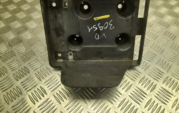 Battery tray