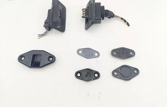 Volkswagen Caddy Sliding door contact joint 2K5907437 2240167510 2K0843667A