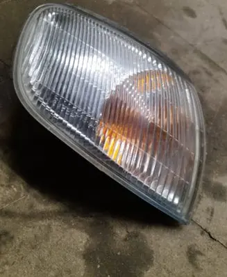 Hyundai Lantra I Front indicator light 92302285 010051