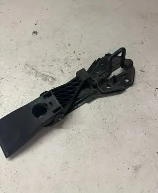 Audi A6 C7 Engine bonnet (hood) release handle 4G0823480