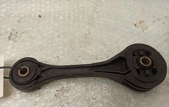 Subaru Legacy Engine mount bracket 1F6CO402