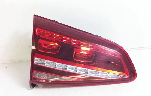 Volkswagen Golf VII Tailgate rear/tail lights 5G0945307F
