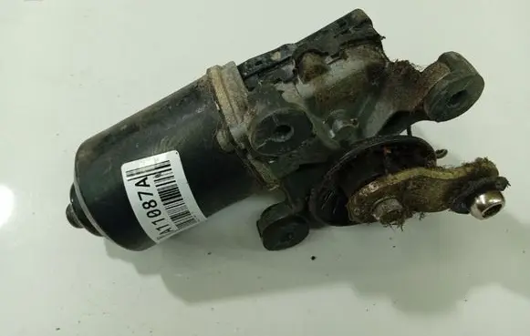 Mazda 323 Wiper motor 8492000951
