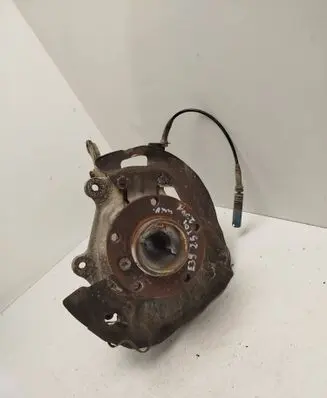 BMW 5 E39 Front wheel hub spindle knuckle