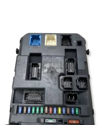 Peugeot 208 I Comfort/convenience module 9664983380