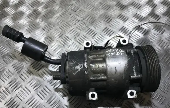 Renault Scenic I Air conditioning (A/C) compressor (pump) 7700366828b