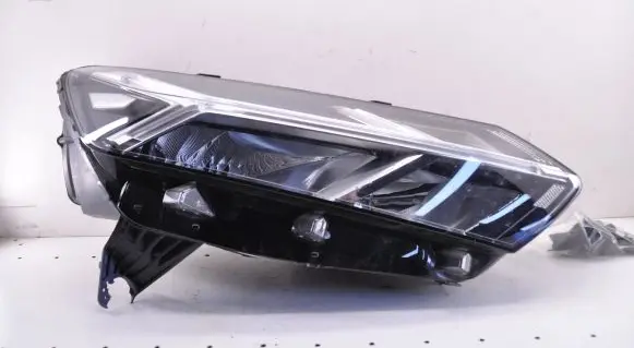 Dacia Sandero III Headlight/headlamp 260102586R