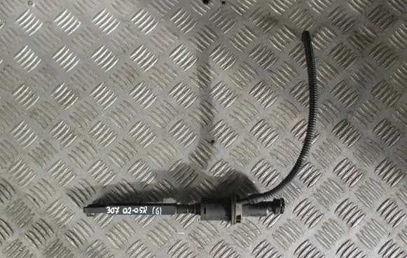 Peugeot 307 Clutch slave cylinder 