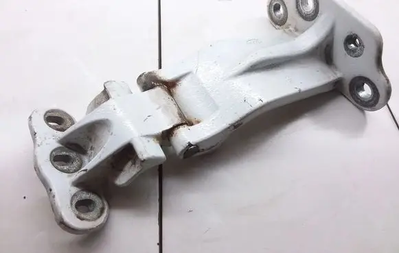 Ford Transit Custom Rear door upper hinge
