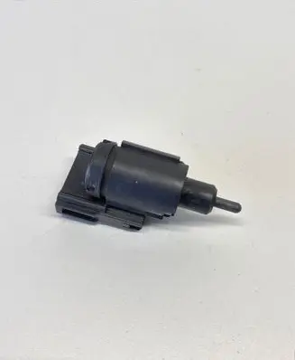 Volkswagen Golf IV Brake pedal sensor switch 1J0945511C 19322000 170901